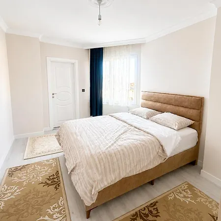 15 Minutes To The Airport Luxury Apartman *